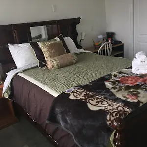 White House Bed & Breakfast
